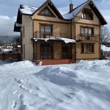 чорногора Πανσιόν 4*